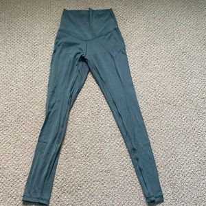 Aerie green offline leggings.